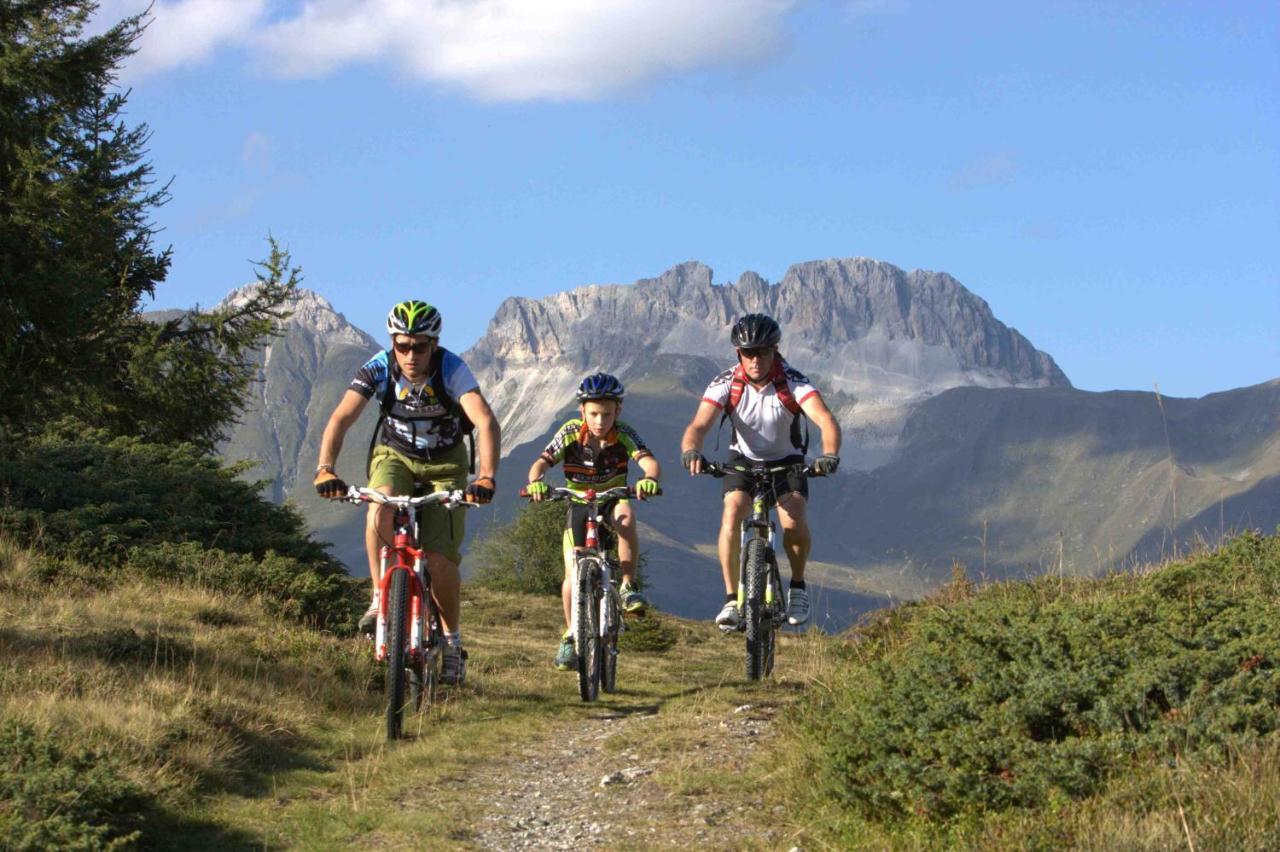 Monaco Sport Hotel Santo Stefano Di Cadore Bagian luar foto